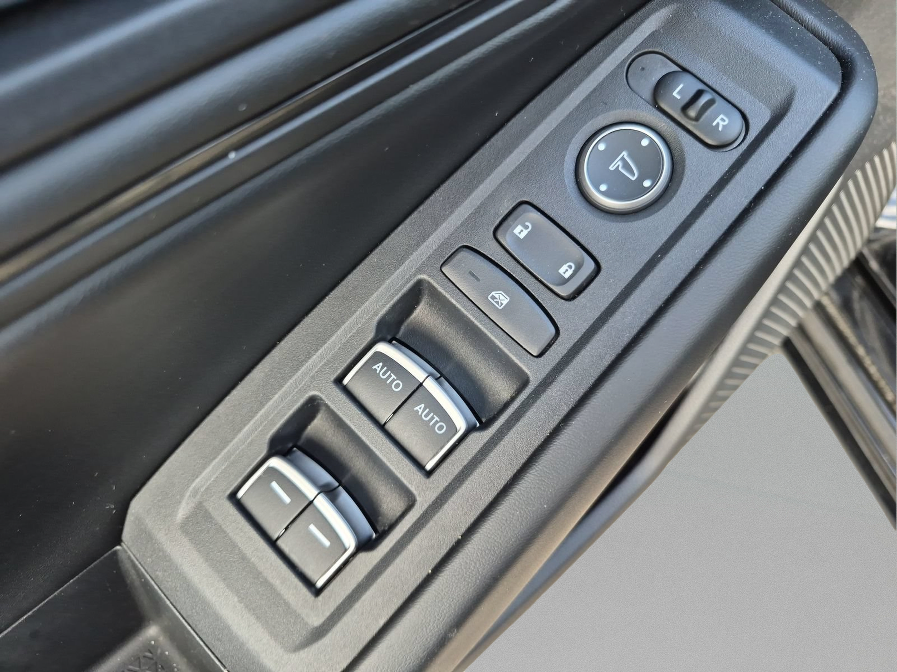 Certified 2023 Honda Accord EX-L image 16