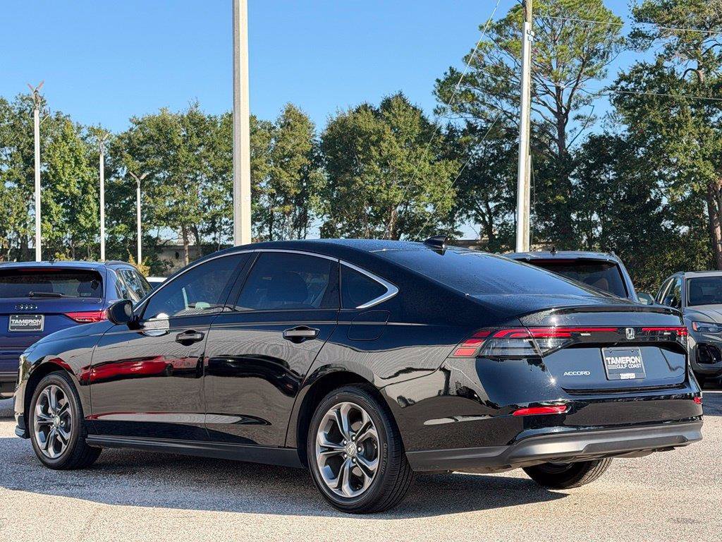 Used 2023 Honda Accord EX image 6
