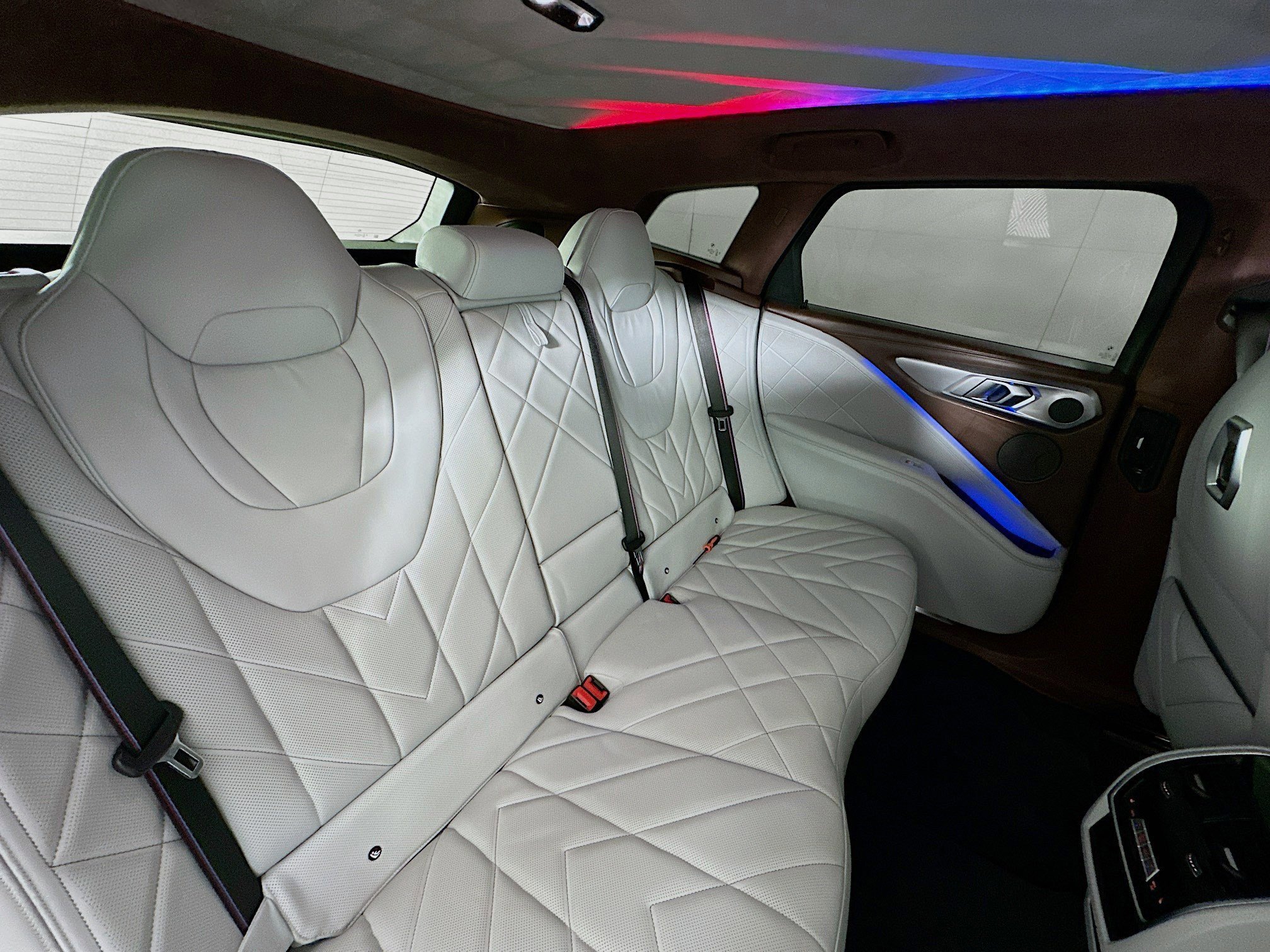 Used 2023 BMW XM w/ M Driver's Package image 28