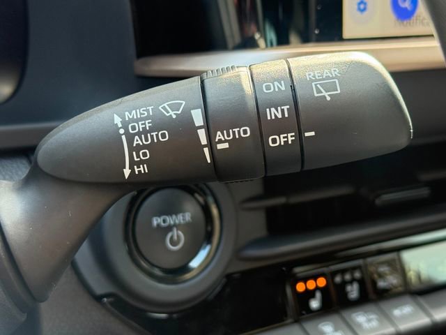 Used 2025 Toyota Crown Signia w/ Advanced Technology Package AWD/4WD image 17