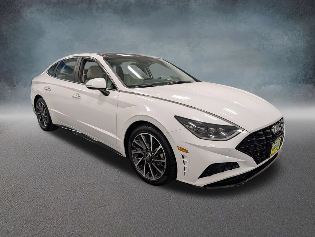 Used 2023 Hyundai Sonata Limited FWD image 3