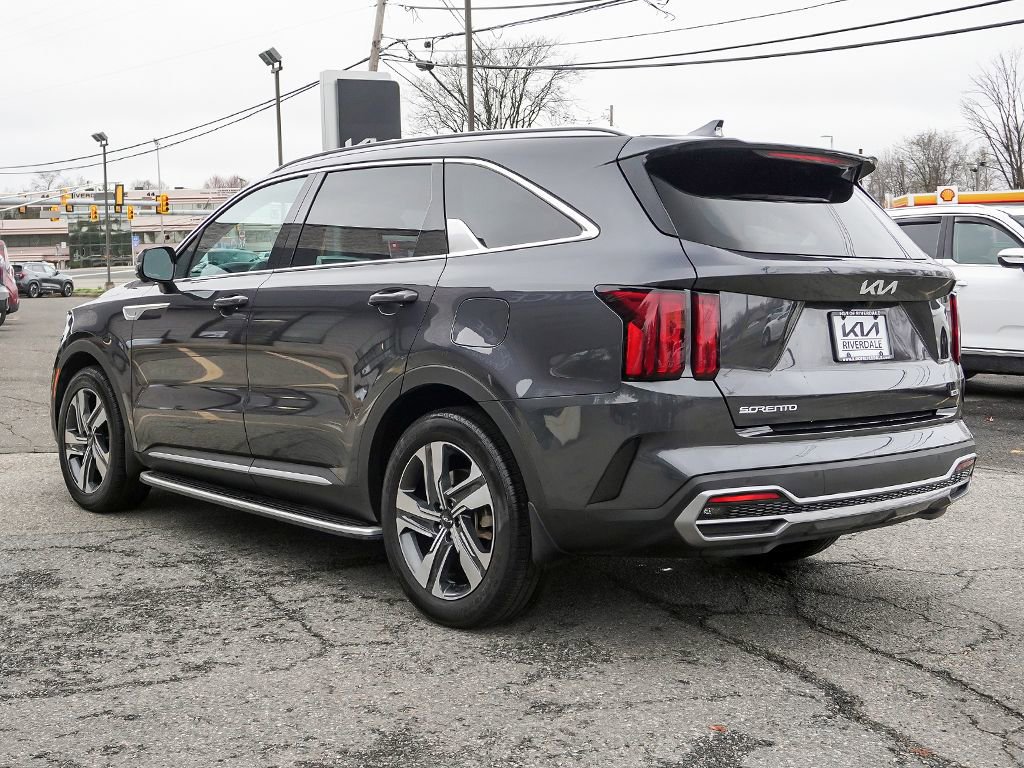 Used 2023 Kia Sorento SX Prestige image 14