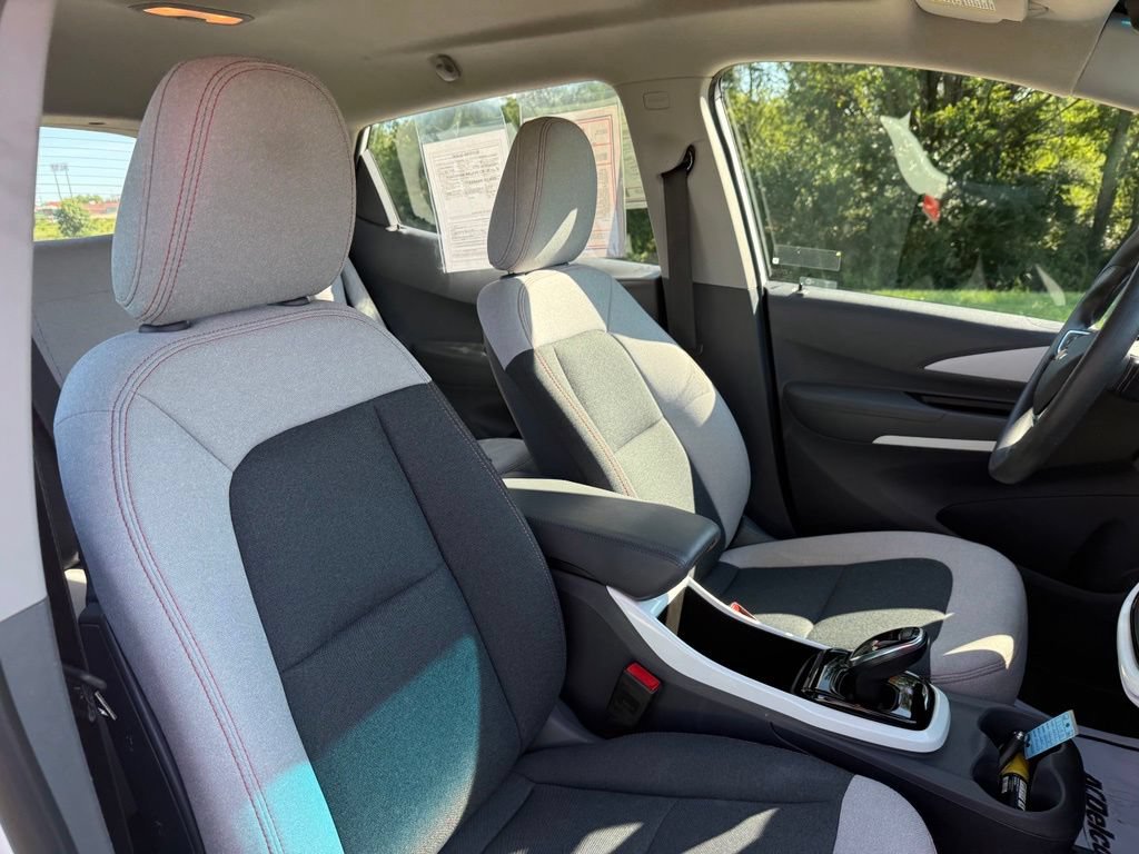 Used 2021 Chevrolet Bolt LT FWD image 21