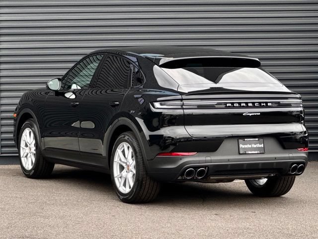 New 2026 Porsche Cayenne Coupe AWD/4WD image 3