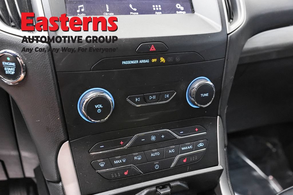 Used 2019 Ford Edge SEL w/ Equipment Group 201A FWD image 21