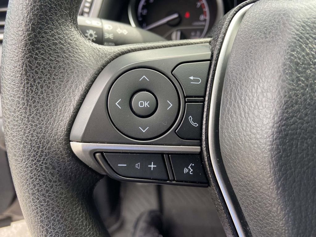 Used 2024 Toyota Camry LE FWD image 29