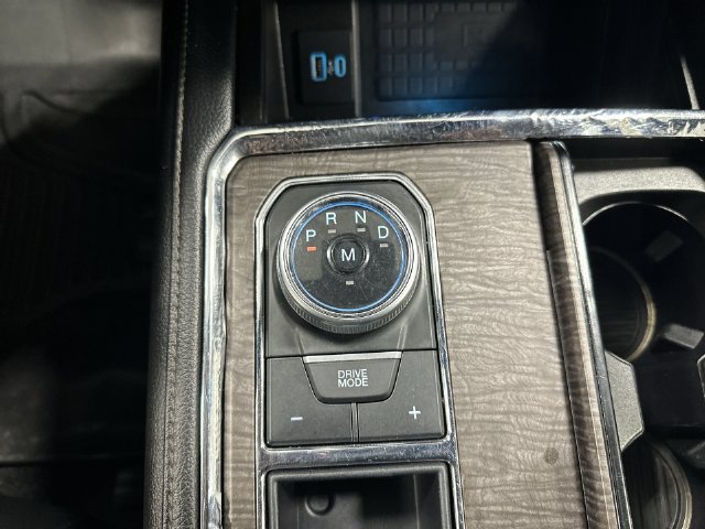Used 2020 Ford Expedition Limited w/ Equipment Group 302A RWD image 28