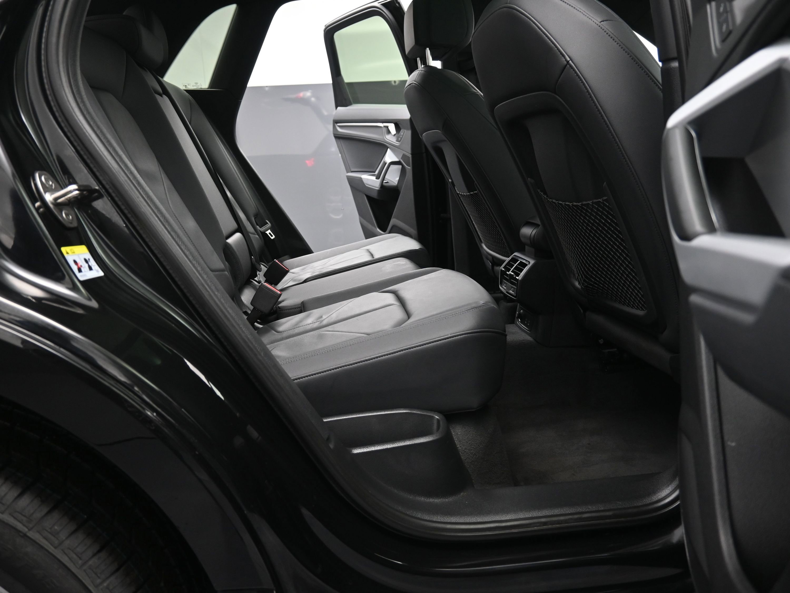 Used 2024 Audi Q3 2.0T Premium image 27