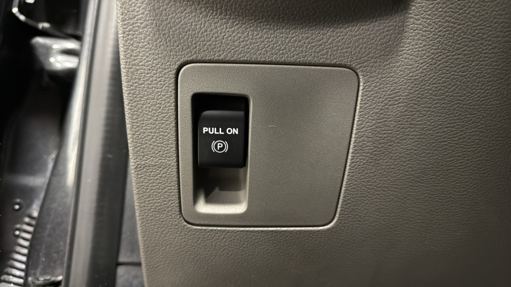 Used 2020 Ford F150 XLT w/ Trailer Tow Package image 18