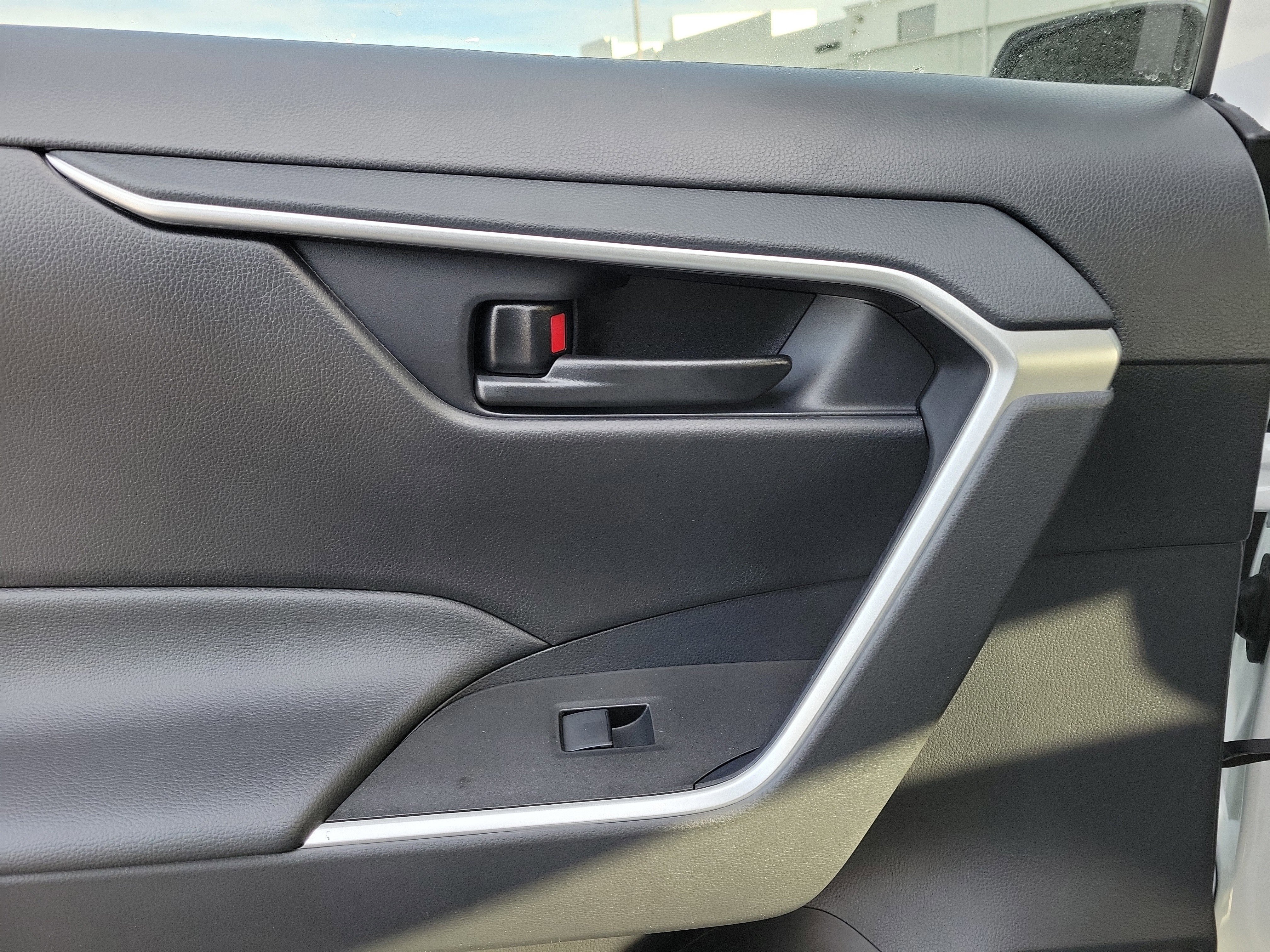 New 2025 Toyota RAV4 LE image 12