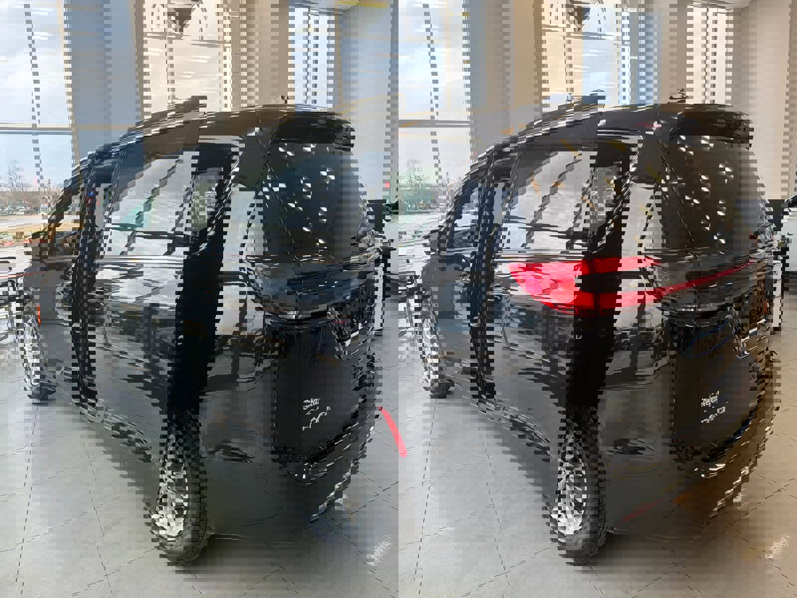 New 2026 Chrysler Pacifica Select image 8