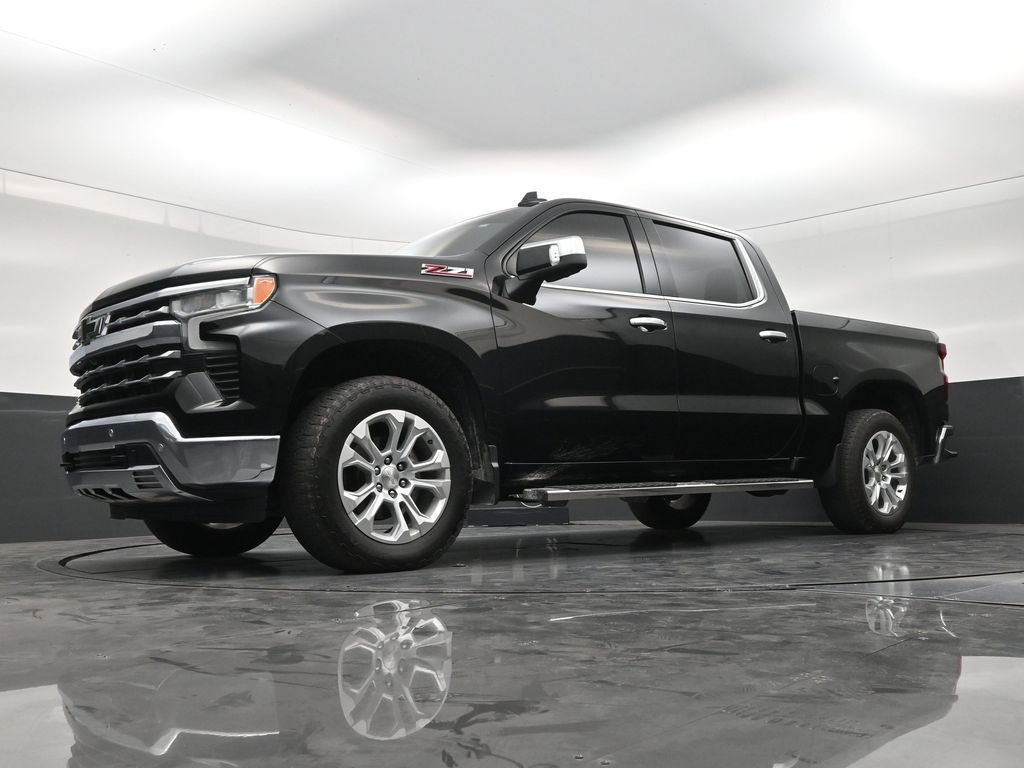 Used 2023 Chevrolet Silverado 1500 LTZ AWD/4WD image 20