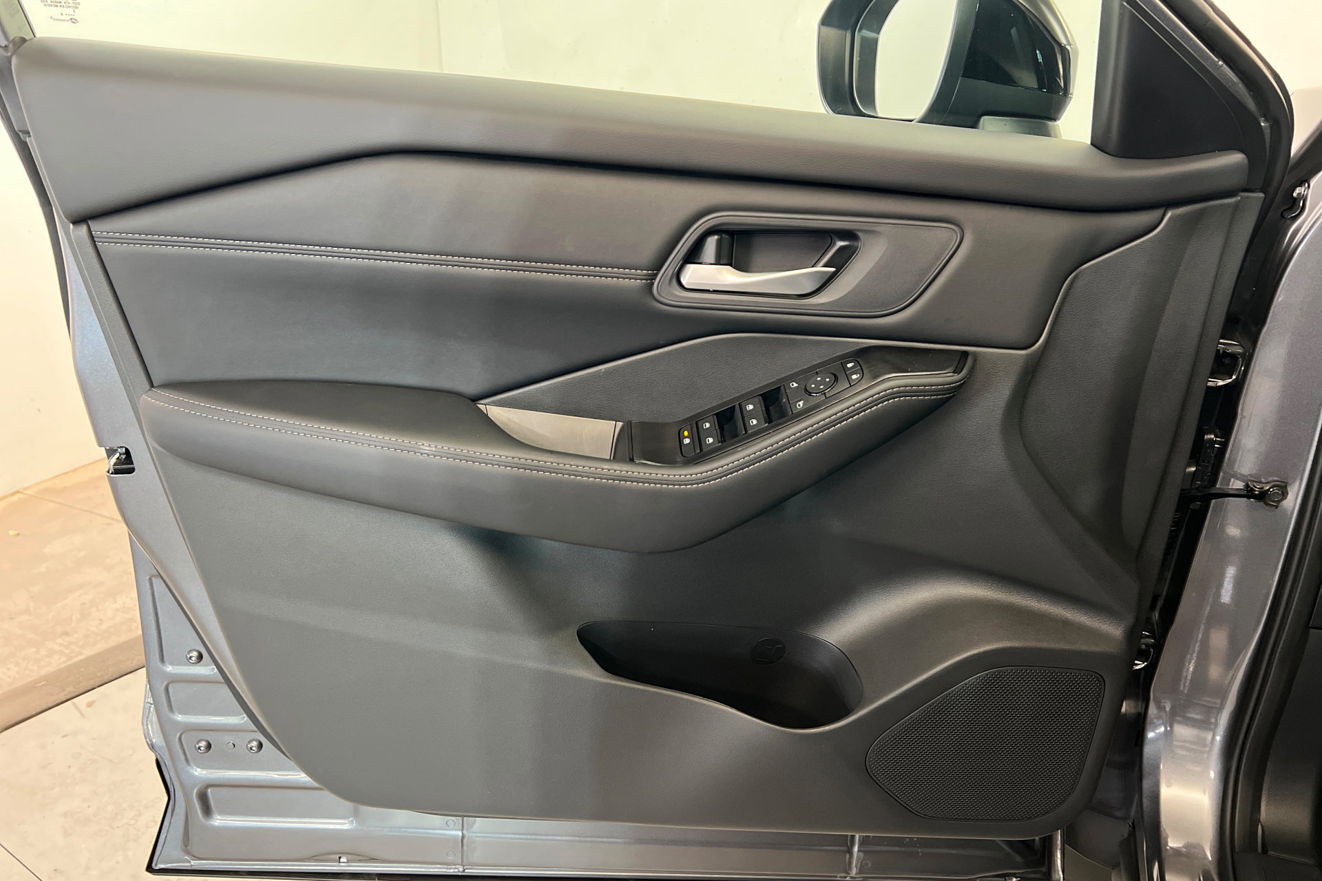 New 2026 Nissan Rogue SV image 14