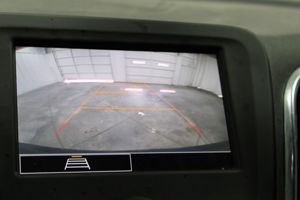 Used 2023 Chevrolet Equinox LT FWD image 30