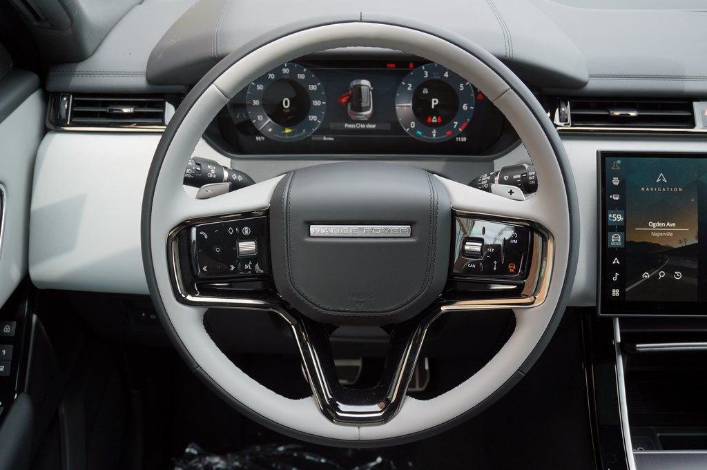 Certified 2026 Land Rover Range Rover Velar Dynamic SE AWD/4WD image 16