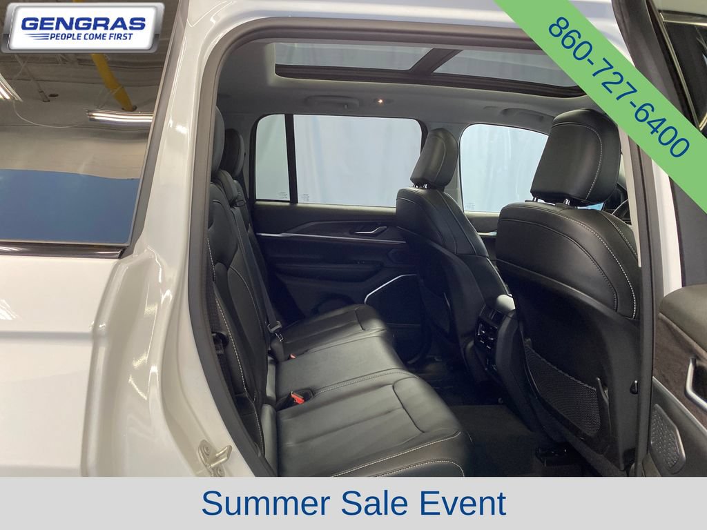 Used 2023 Jeep Grand Cherokee 4WD 4xe image 37