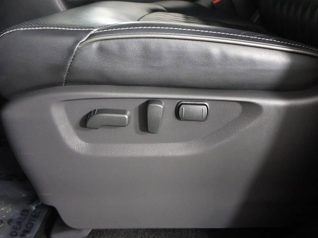Used 2024 INFINITI QX80 Sensory AWD/4WD image 35