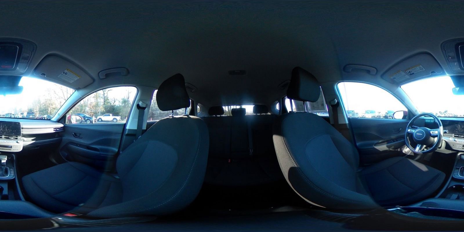 Used 2025 Hyundai Kona SEL image 42