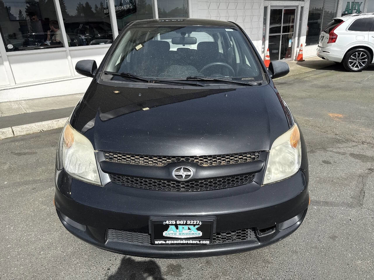 Used 2006 Scion xA FWD image 10