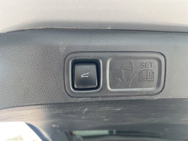 Used 2023 Ford Expedition Platinum image 16