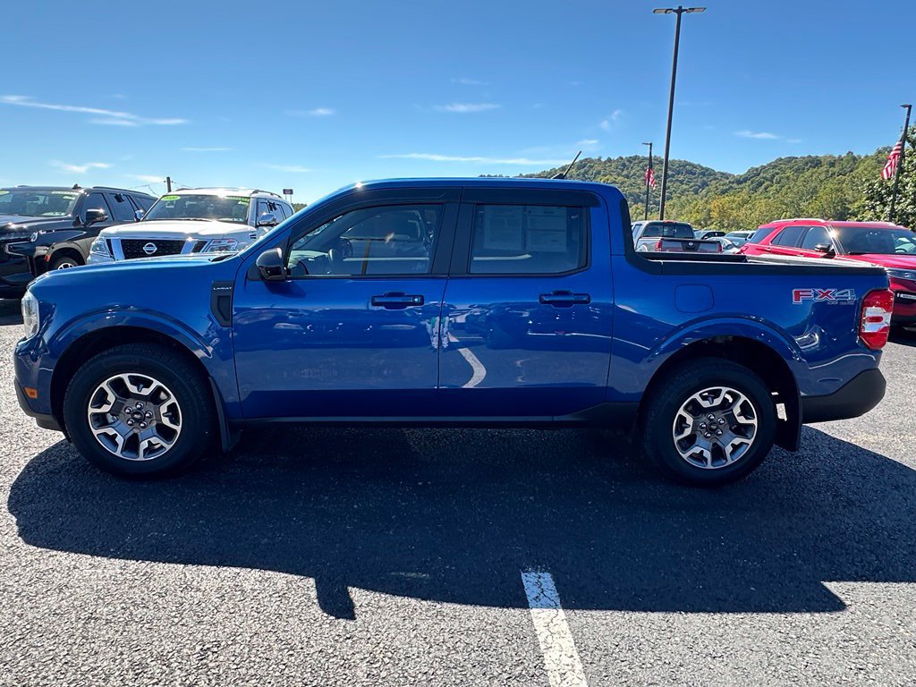 Certified 2024 Ford Maverick Lariat w/ FX4 Off-Road Package AWD/4WD image 2