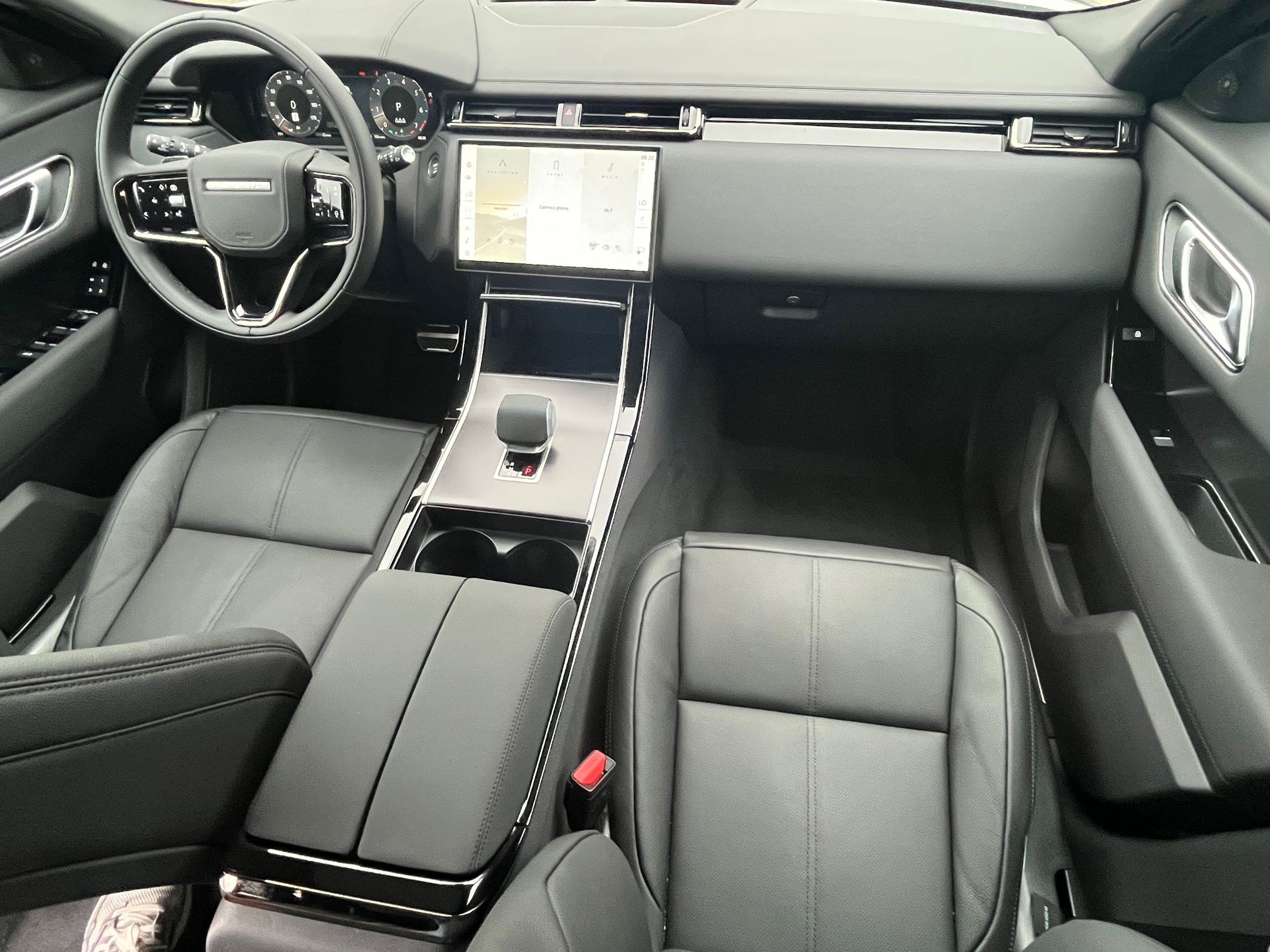 Used 2026 Land Rover Range Rover Velar Dynamic SE AWD/4WD image 29