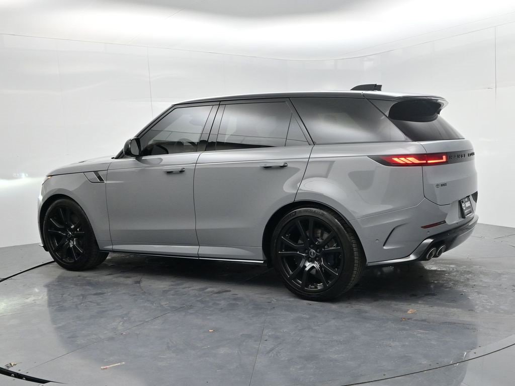 Used 2025 Land Rover Range Rover Sport SV Edition Two image 5