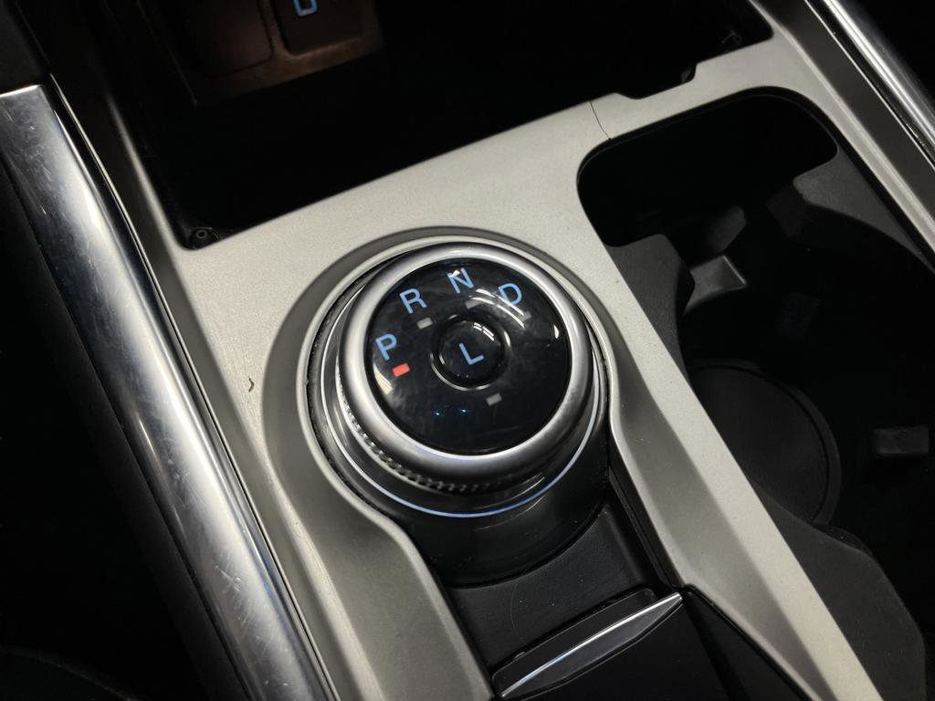 Used 2023 Ford Explorer Limited image 22