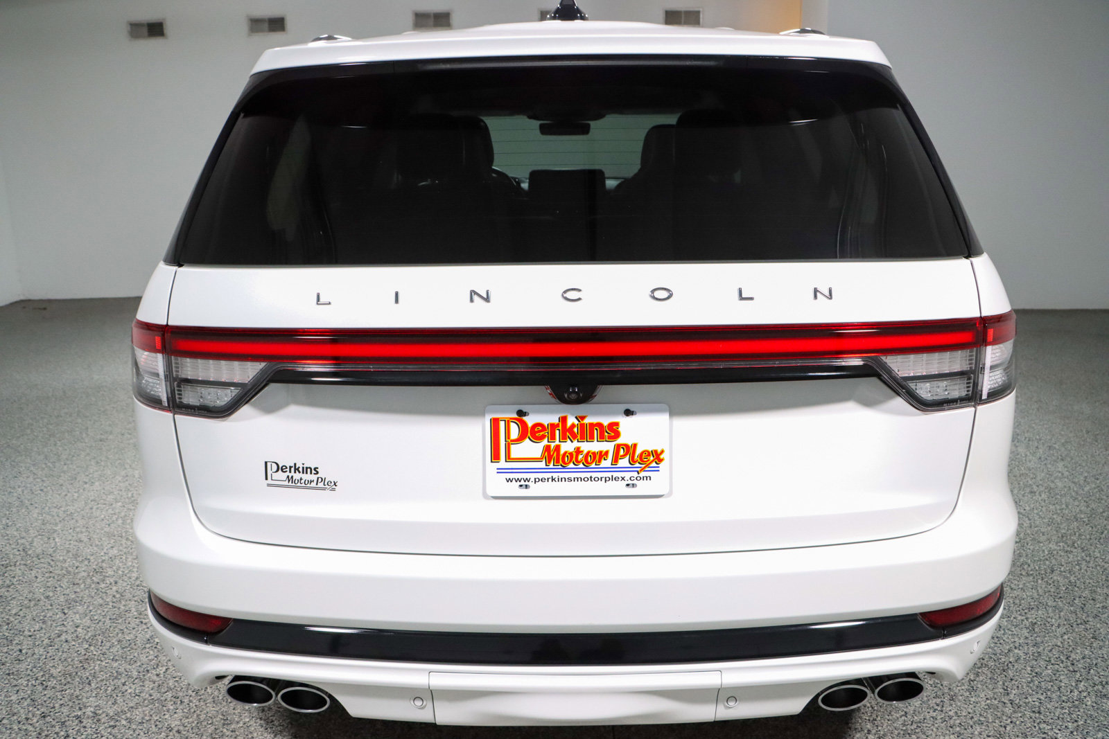 Used 2025 Lincoln Aviator Reserve w/ Equipment Group 201A AWD/4WD image 8