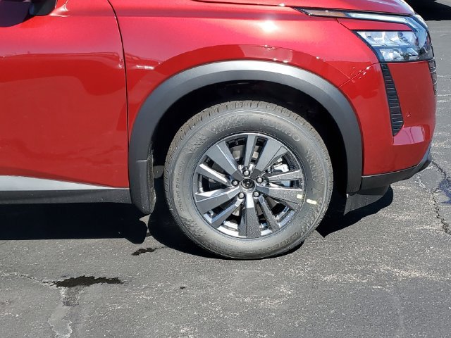 New 2026 Nissan Pathfinder SV AWD/4WD image 9