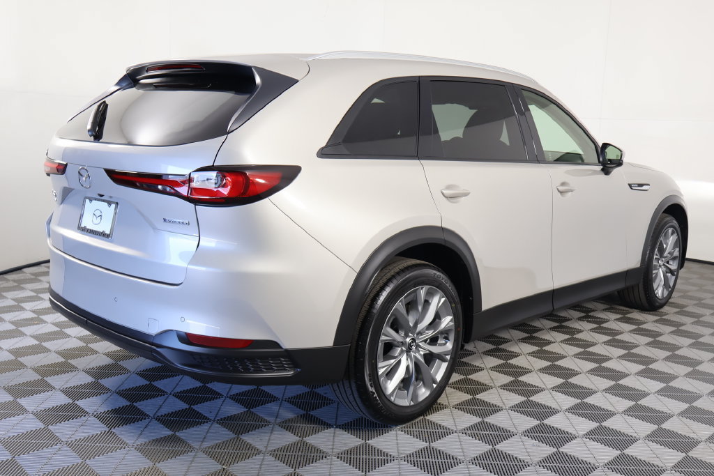 New 2026 MAZDA CX-90 3.3 Turbo w/ Preferred Package AWD/4WD image 2