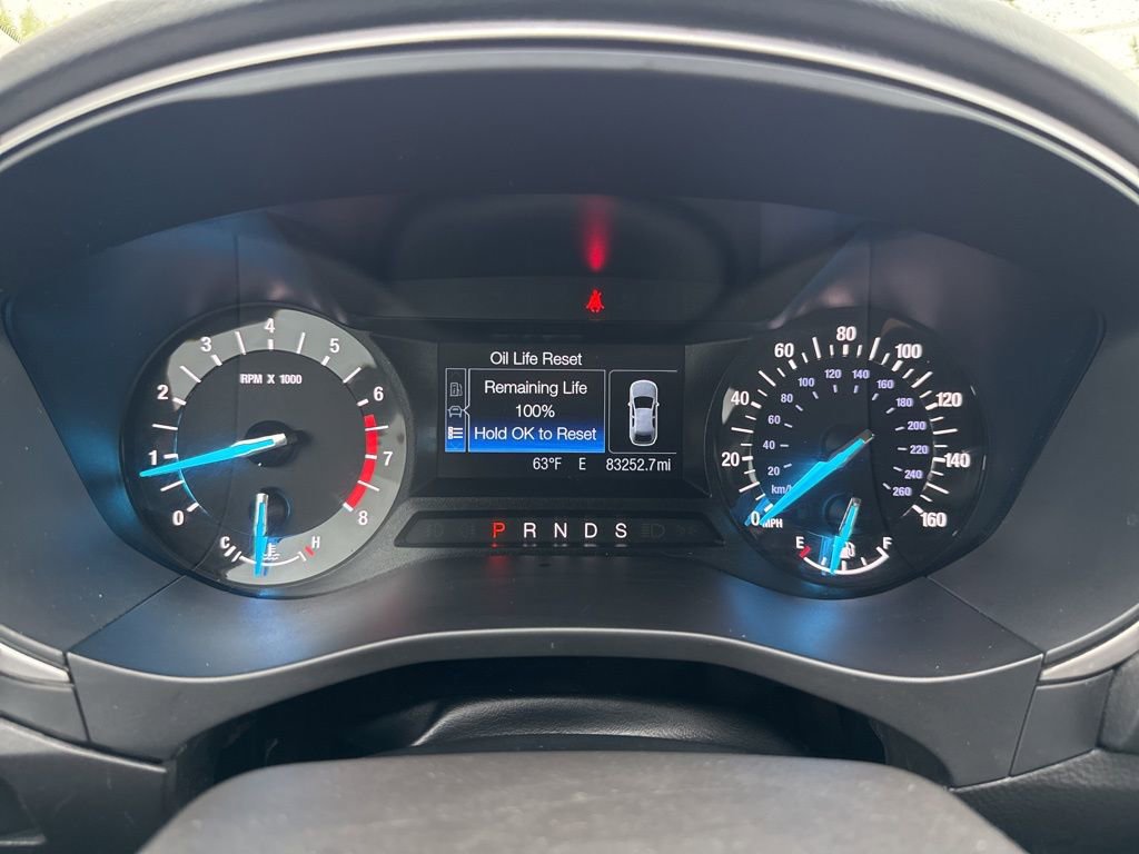 Used 2016 Ford Fusion SE FWD image 10