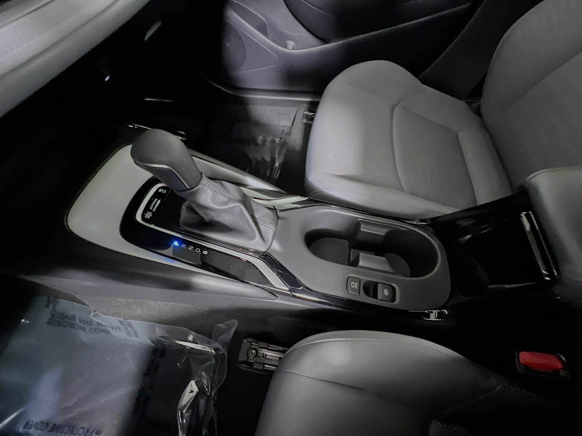 Used 2025 Toyota Corolla SE image 25