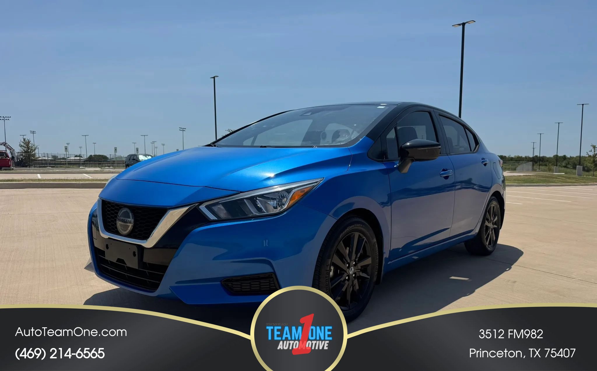 Used 2021 Nissan Versa SV FWD image 1
