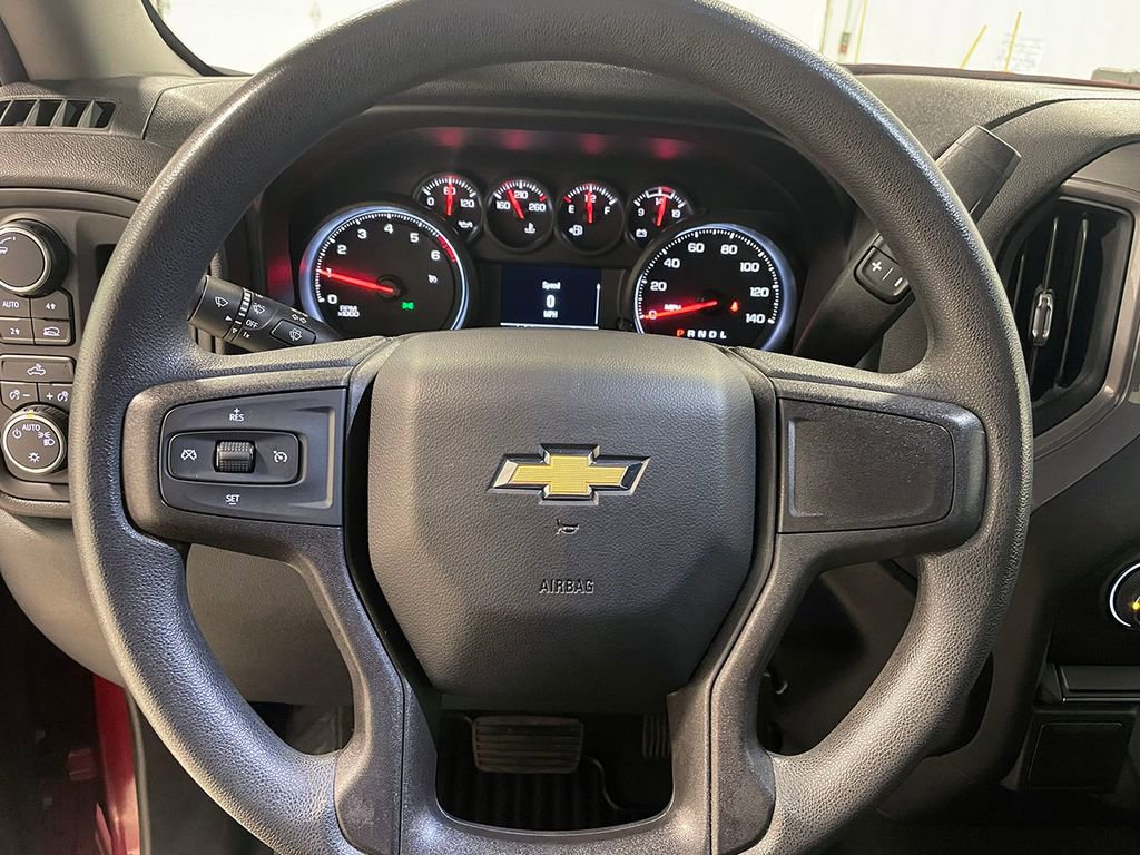 Used 2020 Chevrolet Silverado 1500 Custom w/ Custom Value Package image 28