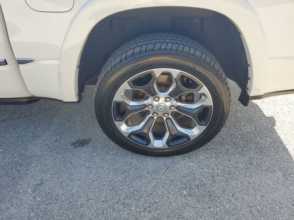 Used 2020 RAM 1500 Limited image 19