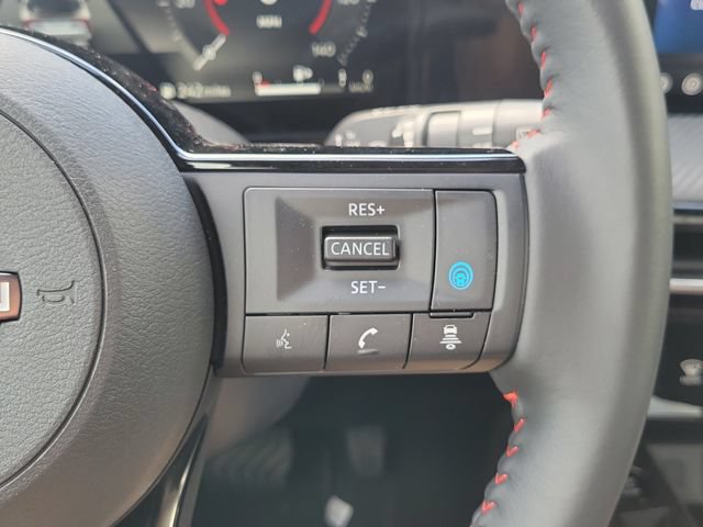Certified 2026 Nissan Kicks SR AWD/4WD image 26