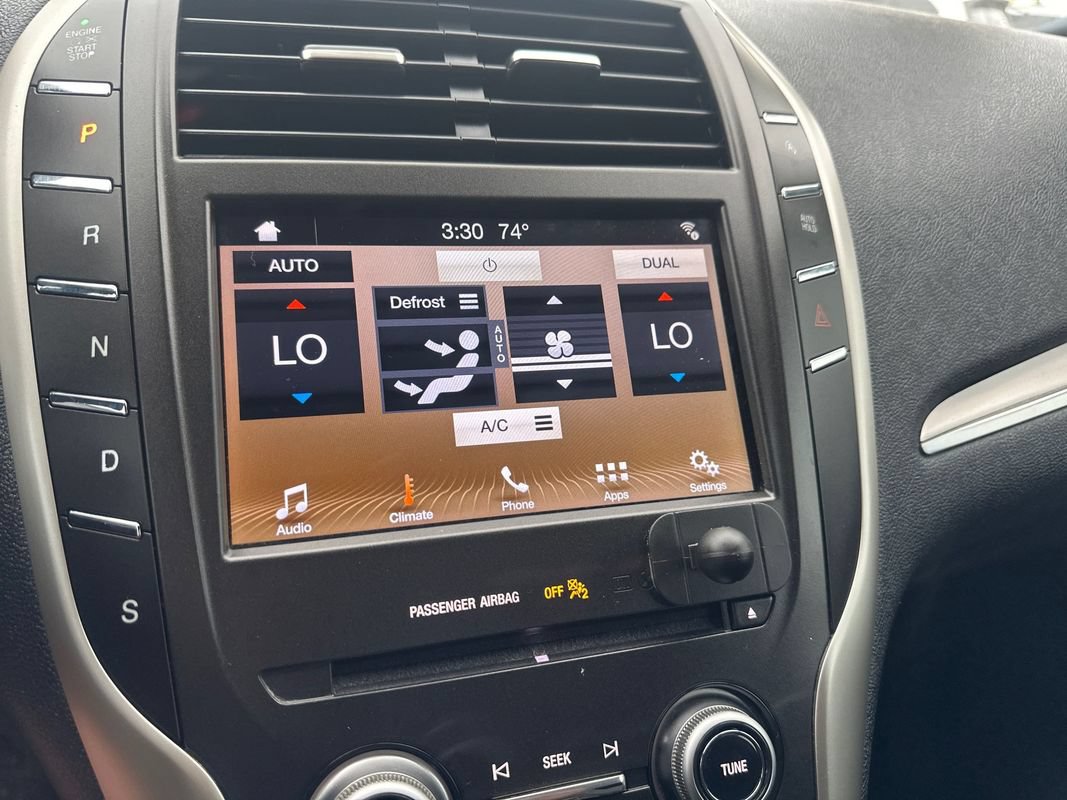 Used 2019 Lincoln MKC Premiere FWD image 38