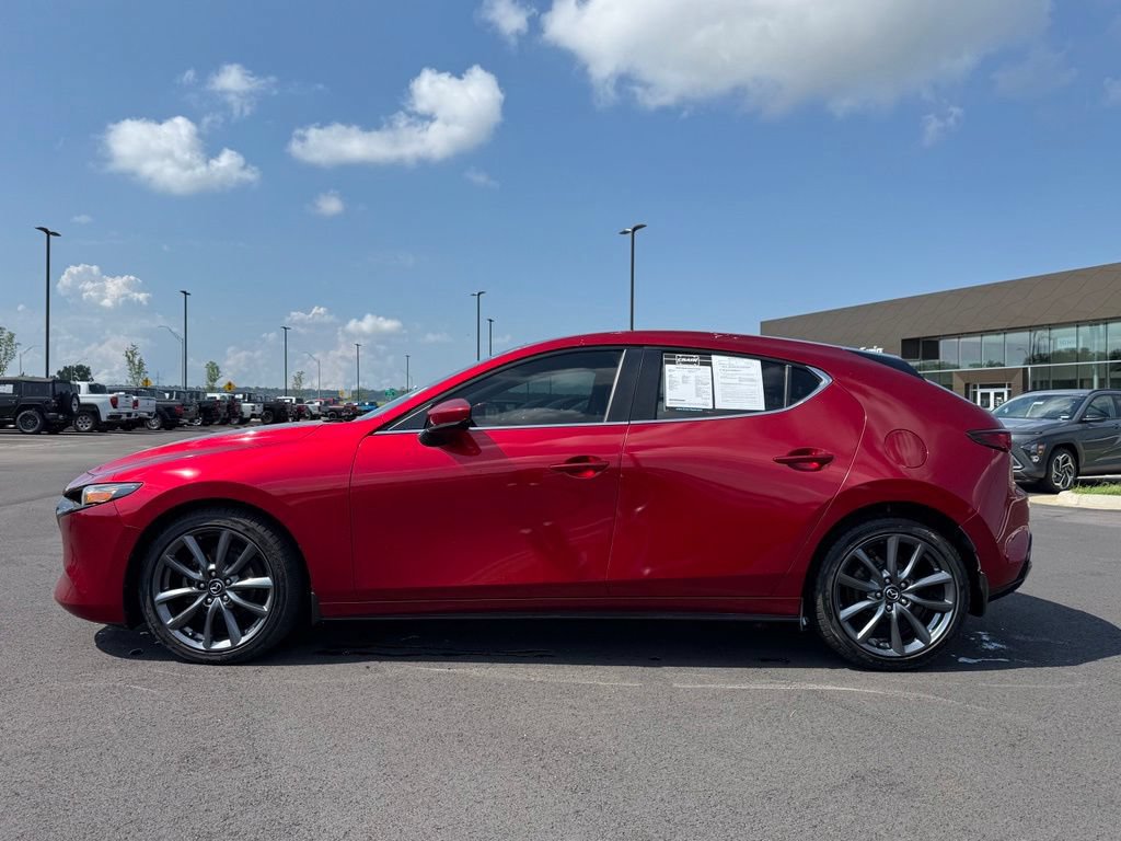 Used 2019 MAZDA MAZDA3 Hatchback FWD image 8
