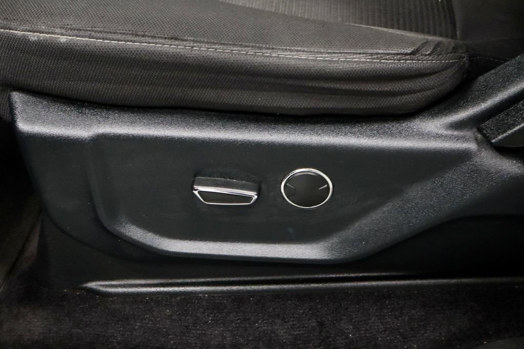 Used 2015 Ford F150 XLT w/ Equipment Group 301A Mid AWD/4WD image 22