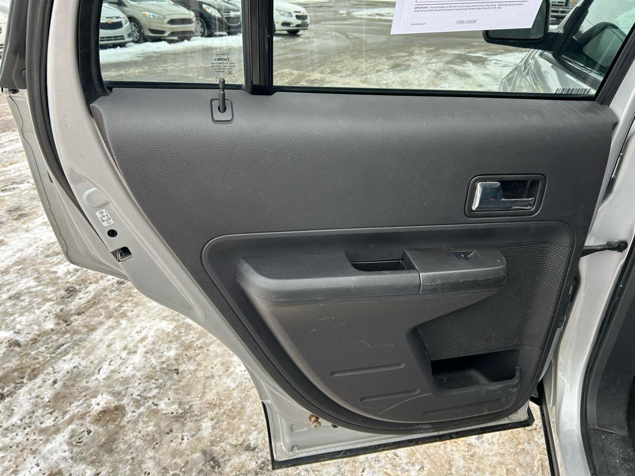 Used 2010 Ford Edge SE image 13
