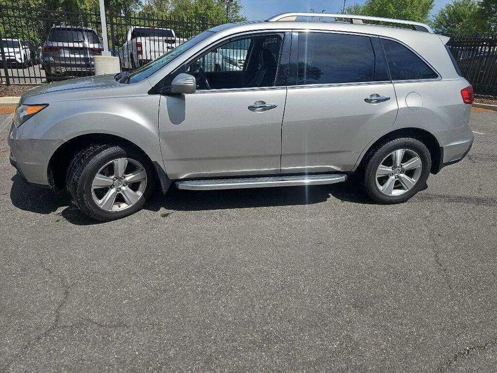 Used 2010 Acura MDX w/ Technology & Entertainment AWD/4WD image 2
