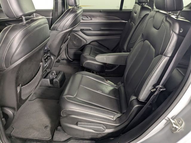 Certified 2024 Jeep Grand Cherokee L Limited w/ Luxury Tech Group II AWD/4WD image 31