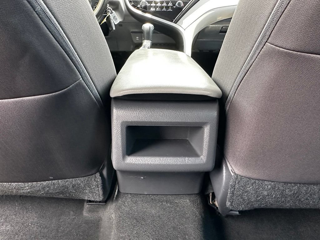 Used 2019 Toyota Camry LE FWD image 19