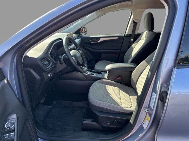 Certified 2022 Ford Escape SE w/ Convenience Package FWD image 3