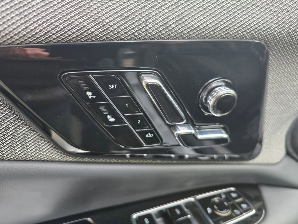 New 2026 Cadillac Optiq Sport 1 image 23