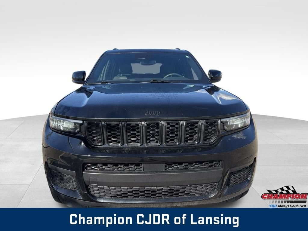 Used 2024 Jeep Grand Cherokee L Altitude AWD/4WD image 11