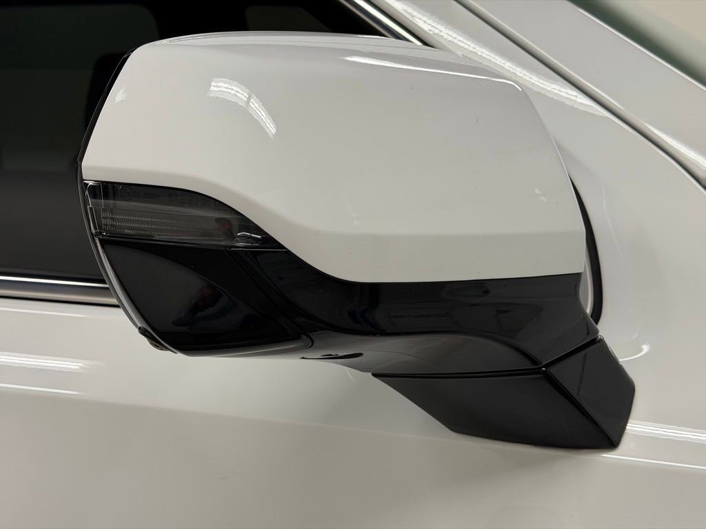 Certified 2023 GMC Yukon Denali image 15