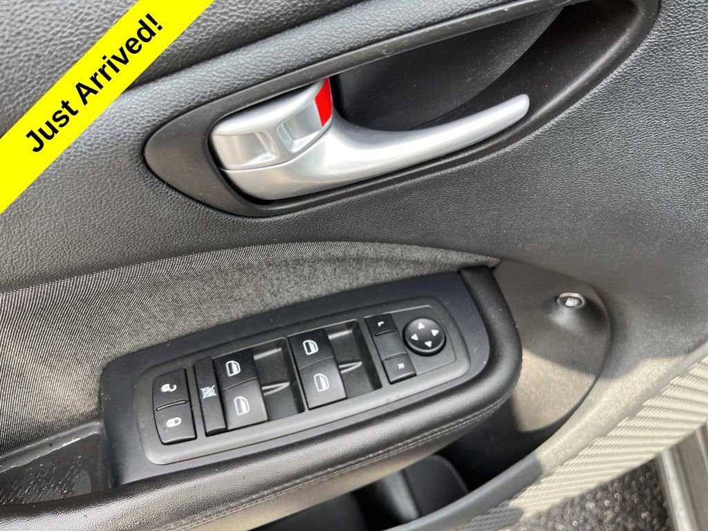 Used 2013 Dodge Dart SE w/ Value Group FWD image 18