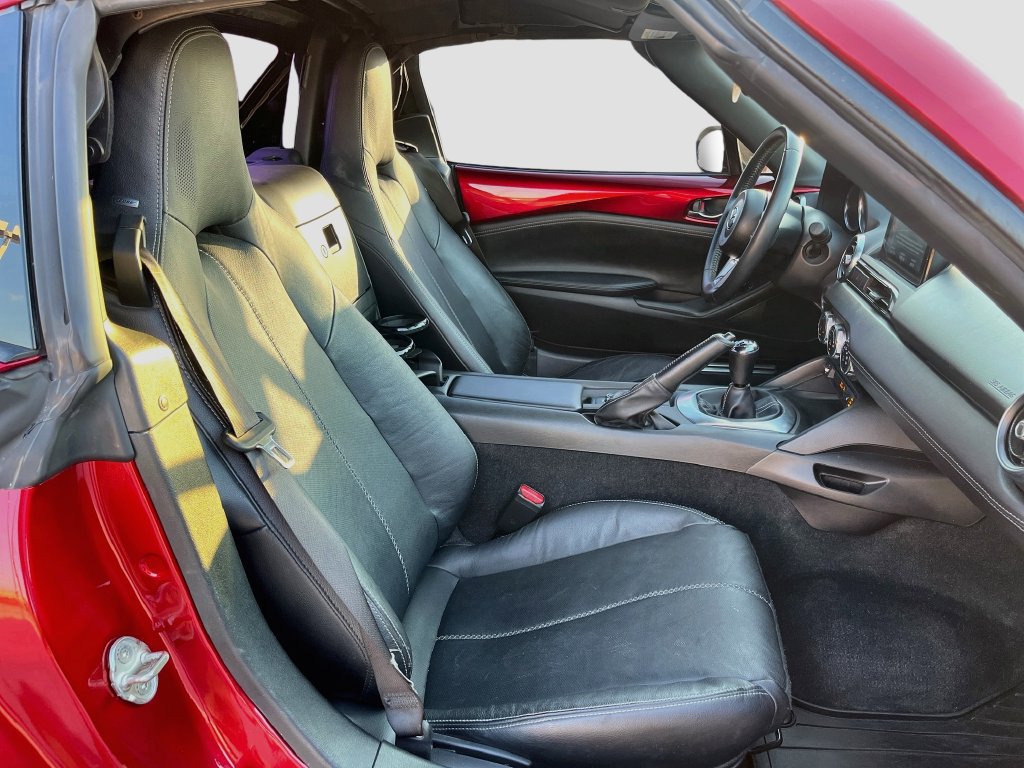 Used 2022 MAZDA MX-5 Miata RF Grand Touring RWD image 25